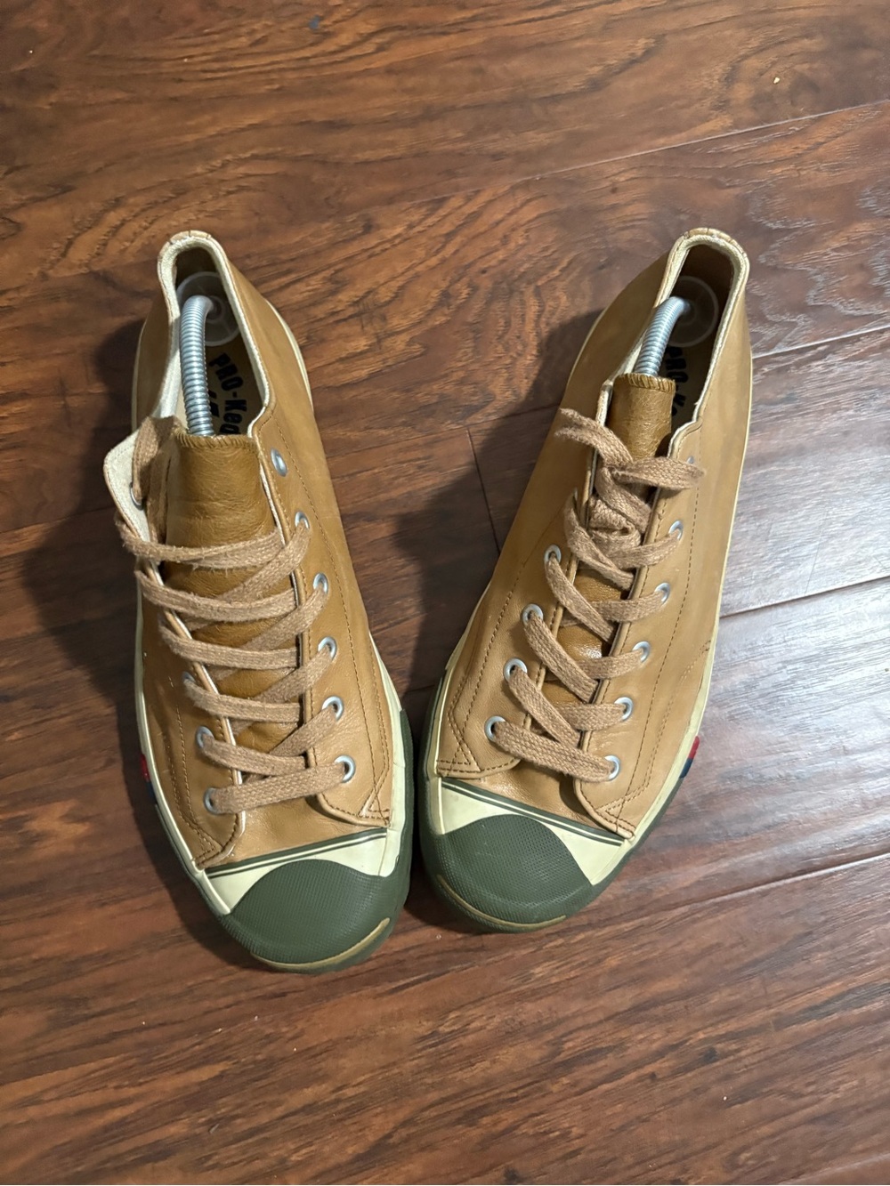 ProKeds King Court Leather Vintage Rare Size Mens 12, Womens 13.5 Tan Sneakers.
